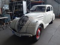 Peugeot 302_Titelbild